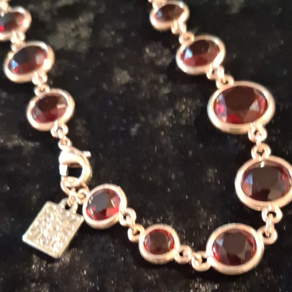 Anne Klein Gold and Red Crystal long  Necklace Set. - Picture 3 of 6